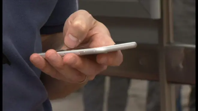 勤務時間外に仕事メールのチェック、なぜ良くない？