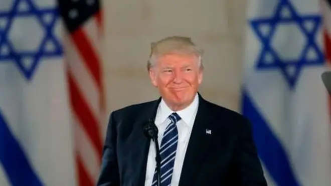 Il va ordonner au département d'État de commencer les préparatifs en vue du déménagement de l'ambassade américaine de Tel-Aviv vers la Ville sainte.