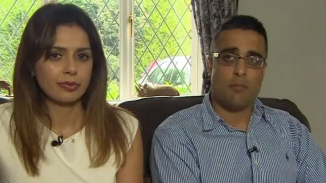 संदीप और रीना मंदर