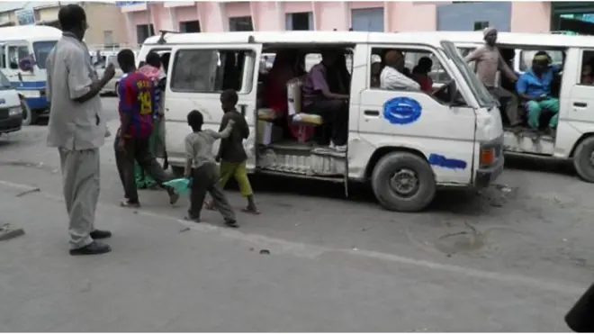 Gaadiidka dadweynaha ee Muqdisho