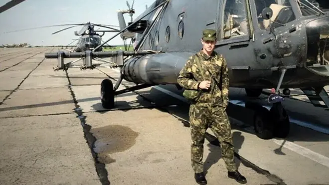 Евгений Долгин окончил Сызранское высшее военное авиационное училище