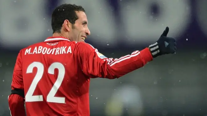 لاعب نادي الأهلي السابق محمد أبو تريكة