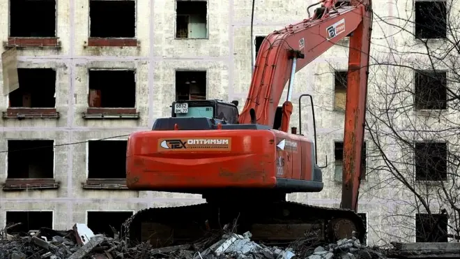 "Переселить как можно меньше людей и в целом улучшить городскую среду" - реально ли это?