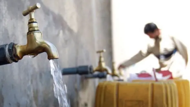 সরকারের প্রস্তাব কার্যকর হলে একেক এলাকায় পানির দাম একেক রকম হবে।