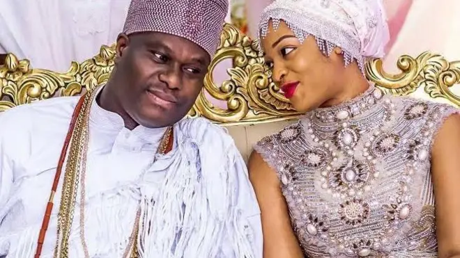 Ooni Ogunwusi ati Olori Silekunola