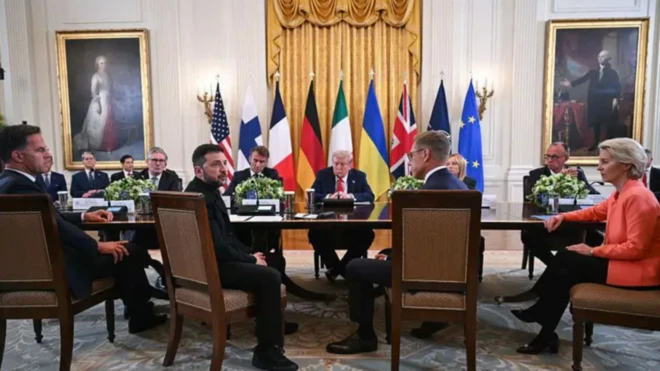 Ukrayna və ABŞ prezidentləri Volodimir Zelenski ilə Donald Tramp arasında Ağ Evdə keçirilən görüşdən sonra hər iki tərəf Ukraynada sülh prosesi ilə bağlı müsbət bəyanatlar verib.