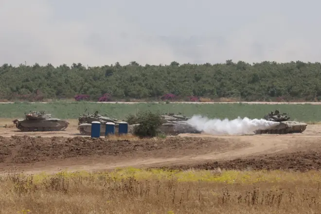 دبابات الجيش الإسرائيلي