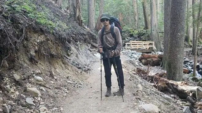 Сем Бенастік у лісі