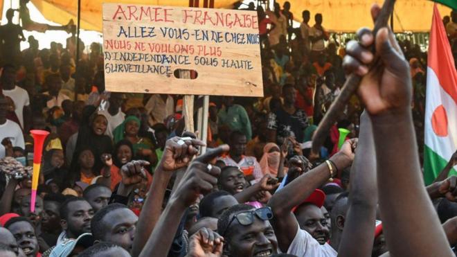 Nijer'de Fransa karşıtı bir gösteride 