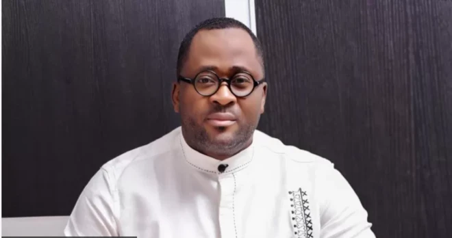 Aworan Desmond Elliot