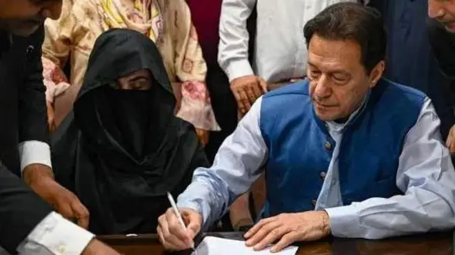 عمران خان، بشریٰ بی بی