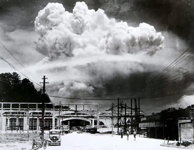 Vụ ném bom nguyên tử xuống Nagasaki, Nhật Bản, ngày 9/8/1945 trong Thế chiến II