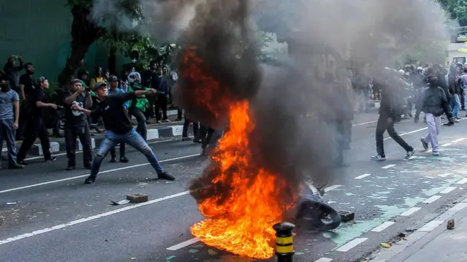demonstrasi 25 agustus, DPR, tunjangan anggota DPR