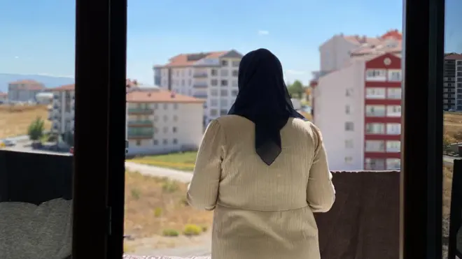 सिरीयन निर्वासित महिला