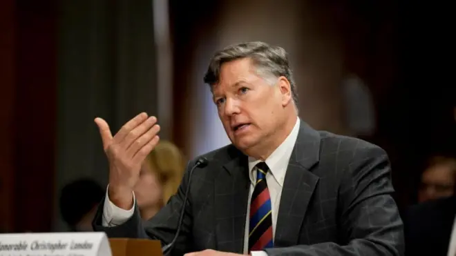 Itti-aanaan ministiraa Ameerikaa Kiristoofer Laandaaw