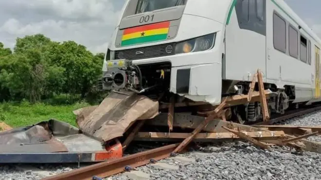 Di train na one of two, wey suppose boost di kontri rail transport