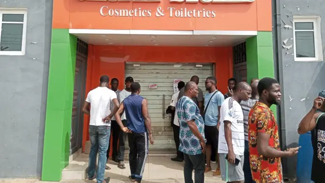 Aworan ṣọọbu awọn Igbo ti ijọba tipa