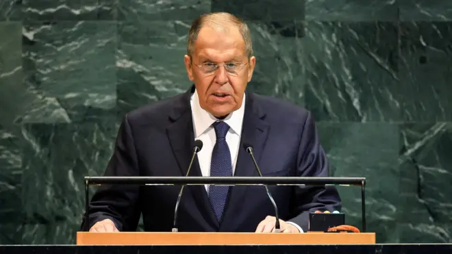 Umushikiranganji w'Ubursiya ajejwe imigenderanire  Sergei Lavrov yariko yariko ashikiriza ijambo mu nama rusangi igira 80  ya ONU 