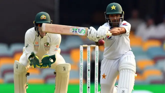 اسد شفیق کے علاوہ کوئی بھی بلے باز آسٹریلوی بلے بازوں کو جم کر نہیں کھیل سکا