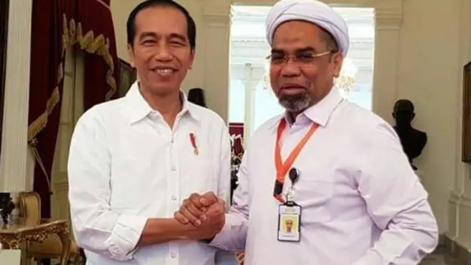 Presiden Joko Widodo melantik Ali Mochtar Ngabalin sebagai tenaga ahli dalam kantor staf presiden (KSP).