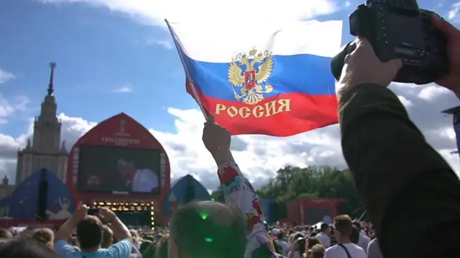 Фан-зона в Москве на Воробьевых горах