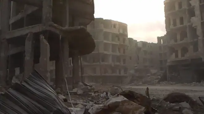 Тисячі цивільних мешканців залишаються заблокованими у східній частині