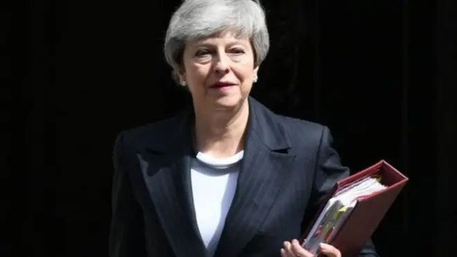 Theresa May akan tetap menjabat sebagai perdana menteri sampai ketua baru Partai Konservatif dipilih.