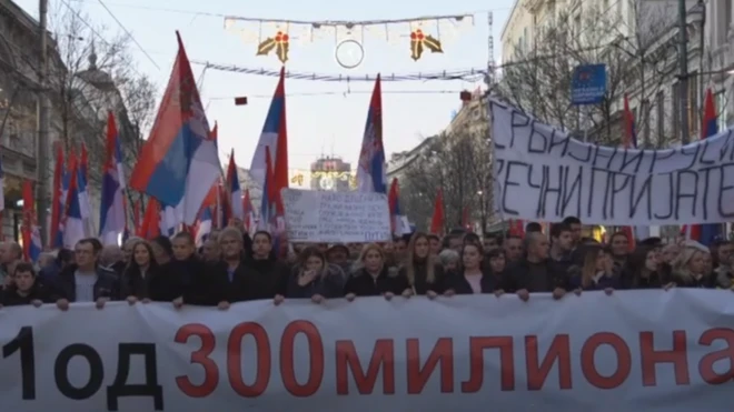 Порука са чела колоне митинга СНС: „1 од 300 милиона" као одговор на „1 од 5 милиона" опозиције