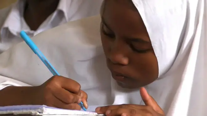 La lutte contre le travail des enfants en Tanzanie avance à pas de tortue.