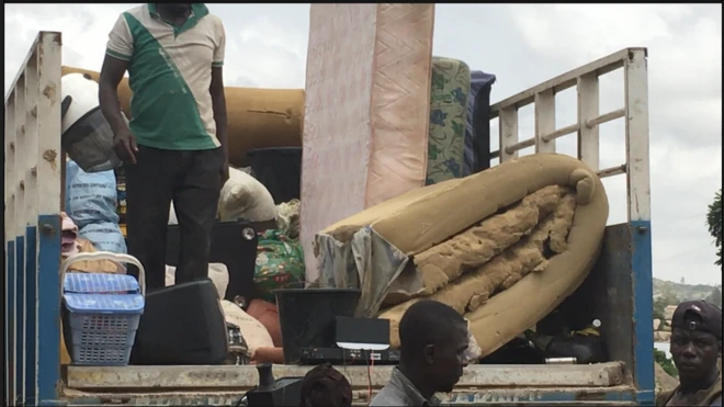 Ndị mmadụ bu ibu ha agba ọsọ ndụ