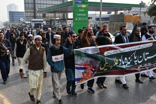 Антииранская демонстраци в Пакистане