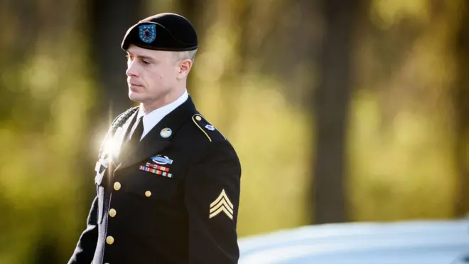 Сержант Боу Бергдал, который провел 5 лет в плену у талибов, признал себя дезертиром