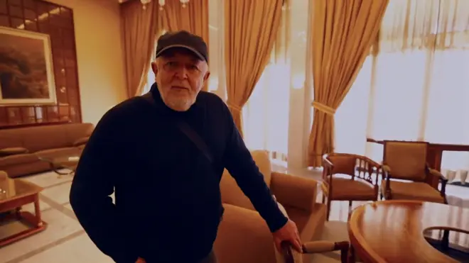 BBC國際事物編輯傑里米·鮑文再訪敘利亞獨裁者阿薩德的宮殿