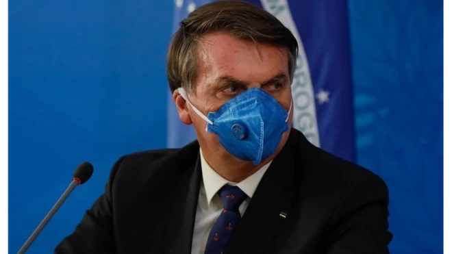 Para cientista político, Bolsonaro pode sair politicamente enfraquecido da pandemia