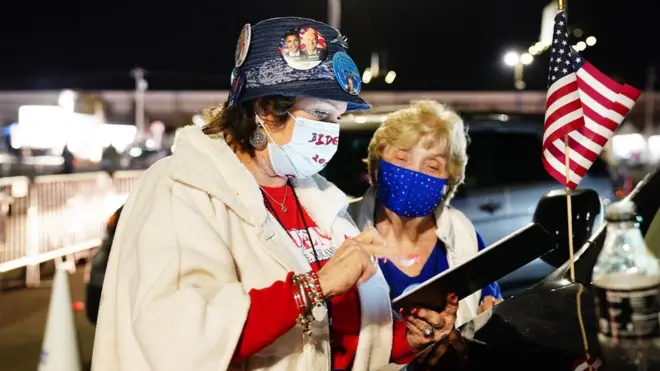 Две американки