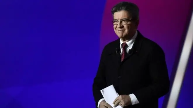 ฌอง-ลุค เมลองช็อง ผู้สมัครซ้ายจัด ได้พูดเป็นคนแรก