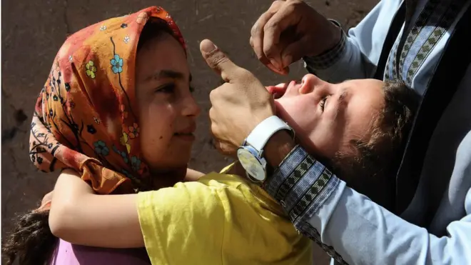 پوليو ضد واکسين