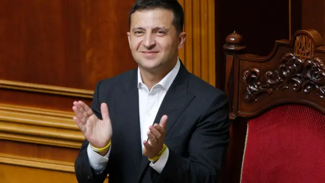 Президент із трибуни парламенту закликав депутатів "зробити те, що вони обіцяли українцям багато років"