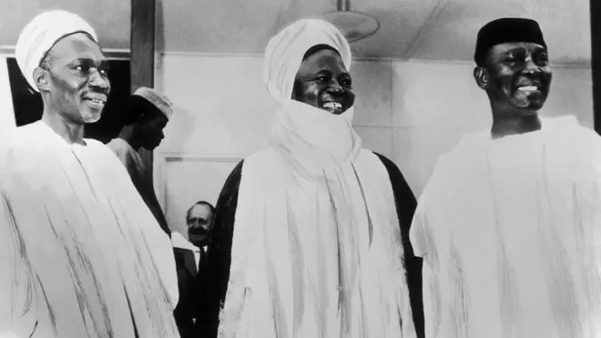 Nigeria Prime Minister Abubakar Tafawa Balewa, leader of di Northern region Ahmadu Bello and Senate president and Governor General of Nigeria Nnamdi Azikiwe for di celebration of Nigeria independence, on October 1, 1960.