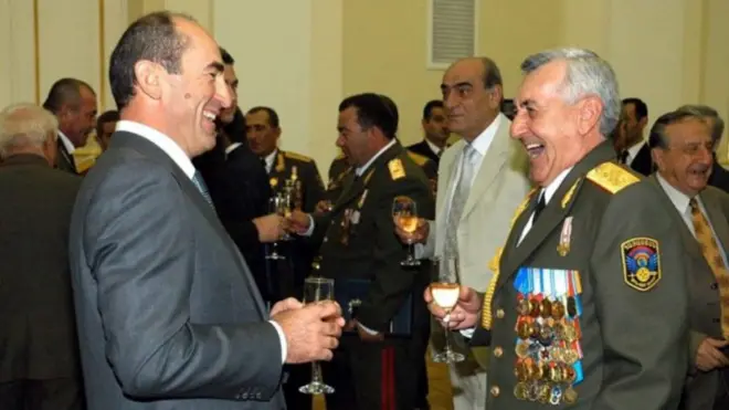 Ermənistanın sabiq prezidenti Robert Koçaryan dindirilmək üçün Xüsusi İstintaq Xidmətinə çağrılıb