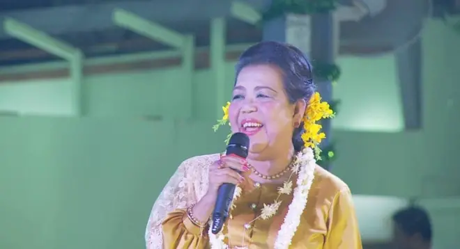 ဒေါ်မာမာအေး 