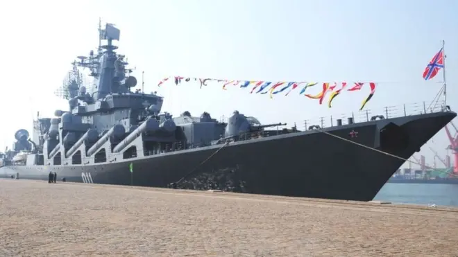 روسی بحریہ کا جہاز ایڈمرل وینوگرادوف جس نے مبینہ طور پر امریکی بحری جہاز کو دھمکی دی