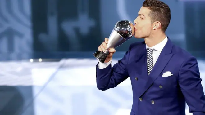 Ronaldo yatsindiye agashimwe Fifa