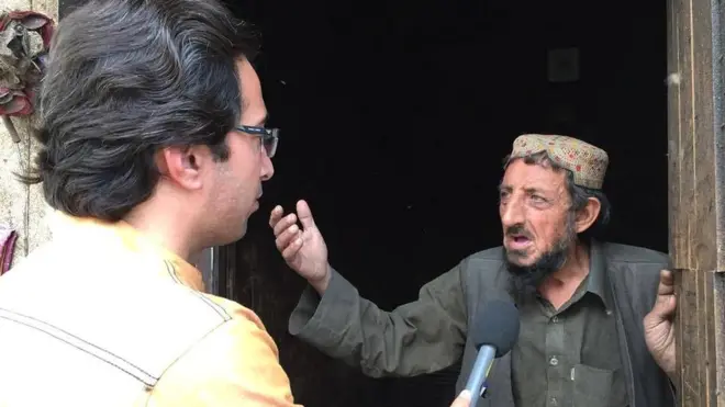 له کرښې سره څېرمه ځينو کلیو ته بیا نه هم له چمن څخه څوک پاکستانيو ملېشه وو پرې ښودل او نه يې هم کلیوالو ته اجازه ورکوله، چې له خپلو کلیو ووځي.