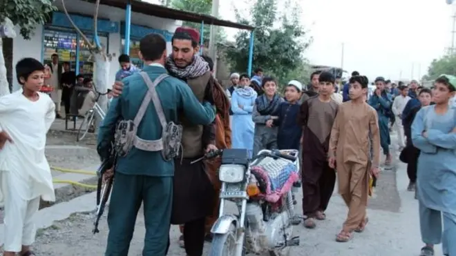 طالبان سه روز 'آتش‌بس' اعلام کرد و دولت افغانستان از آن استقبال کرد