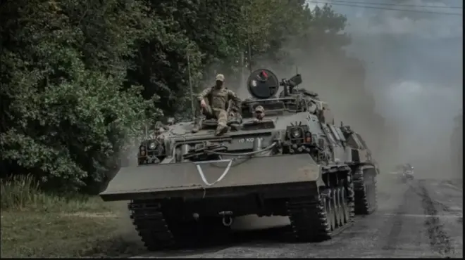 Iki gitero catanguye ku wa kabiri, ingabo za Ukraine zikaba zarinjiye gushika ku birometero birenga cumi hagati ku butaka bw'Uburusiya, ni co ca mbere c'ubukana nk'ubu Ukraine ikoze kuva Uburusiya buyiteye muri Ruhuhuma (2) 2022