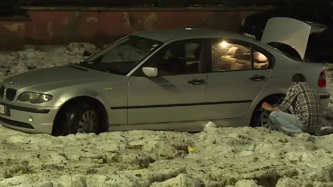 На центральную и южную Италию обрушился снежный шторм