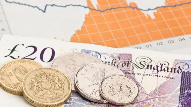 No han sido buenos meses para la libra esterlina que ha perdido valor frente al dólar y el euro.