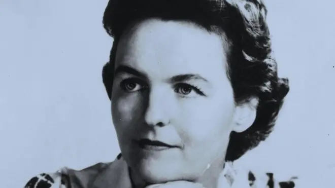 La vida de Jessica Mitford estuvo marcada por la muerte.