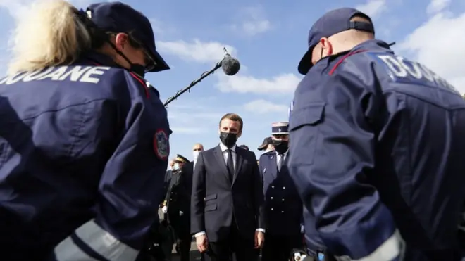 President Macron speaks to security officials at Le Perthus on the border with Spain on 5 November 2020